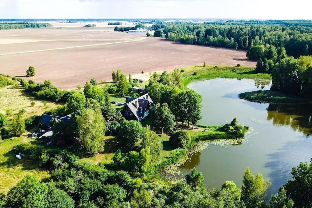 Hotel Upmali Tērvete Exteriér fotografie